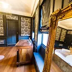 Luxury Travel Emporium Yo1 - Exquisite 400 Year Old, Centre Townhouse *