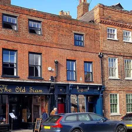 Luxury Travel Emporium Yo1 - Exquisite 400 Year Old, Centre Townhouse * York