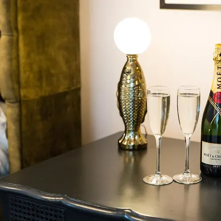 Luxury Travel Emporium Yo1 - Exquisite 400 Year Old, Centre Townhouse Сasa de vacaciones *