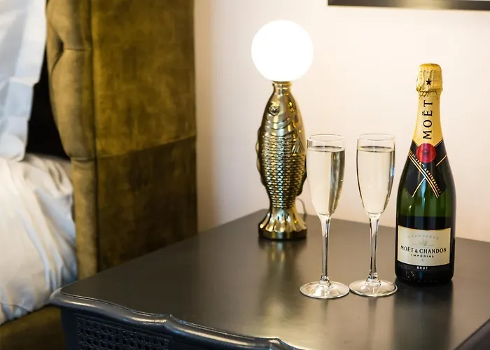 Luxury Travel Emporium Yo1 - Exquisite 400 Year Old, Centre Townhouse Сasa de vacaciones *