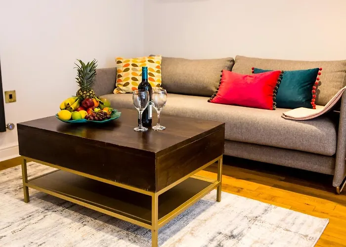 Luxury Travel Emporium Yo1 - Exquisite 400 Year Old, Centre Townhouse Сasa de vacaciones York