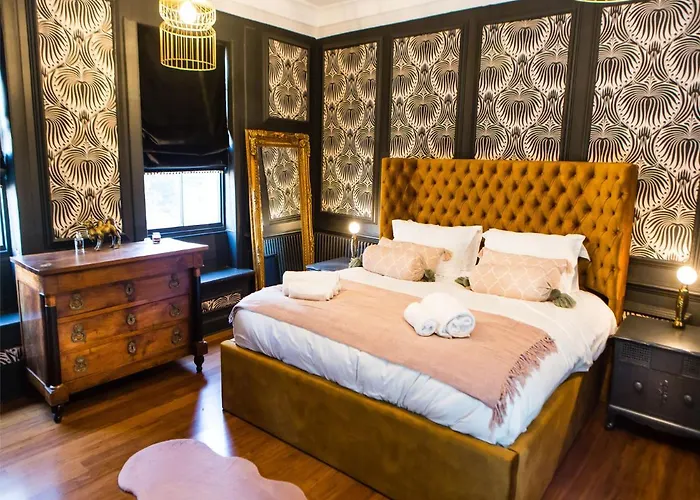 Сasa de vacaciones Luxury Travel Emporium Yo1 - Exquisite 400 Year Old, Centre Townhouse