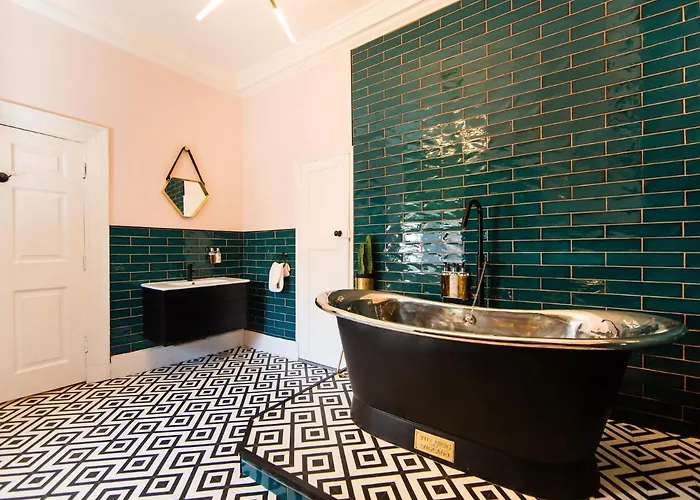 Сasa de vacaciones Luxury Travel Emporium Yo1 - Exquisite 400 Year Old, Centre Townhouse *