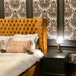Luxury Travel Emporium Yo1 - Exquisite 400 Year Old, Centre Townhouse Дом отдыха *