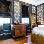 Luxury Travel Emporium Yo1 - Exquisite 400 Year Old, Centre Townhouse Дом отдыха *