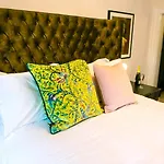 Luxury Travel Emporium Yo1 - Exquisite 400 Year Old, Centre Townhouse Дом отдыха