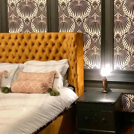 Luxury Travel Emporium Yo1 - Exquisite 400 Year Old, Centre Townhouse Nyaraló *