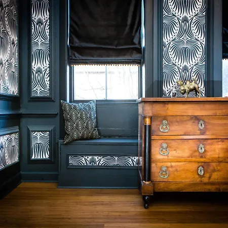 Luxury Travel Emporium Yo1 - Exquisite 400 Year Old, Centre Townhouse *