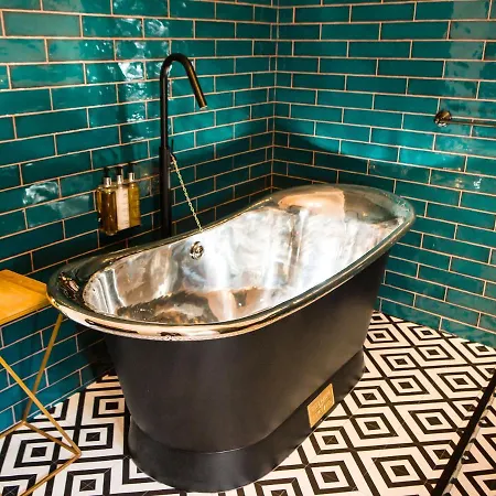 Luxury Travel Emporium Yo1 - Exquisite 400 Year Old, Centre Townhouse