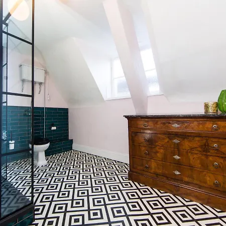 Luxury Travel Emporium Yo1 - Exquisite 400 Year Old, Centre Townhouse * York